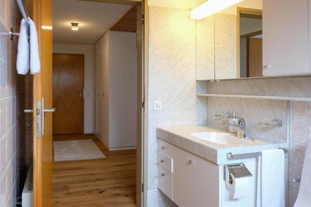 Mariposa Spiez Apartment Ngoại thất bức ảnh